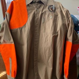 Mens large Columbia hunting shirt. Brown and orange.
